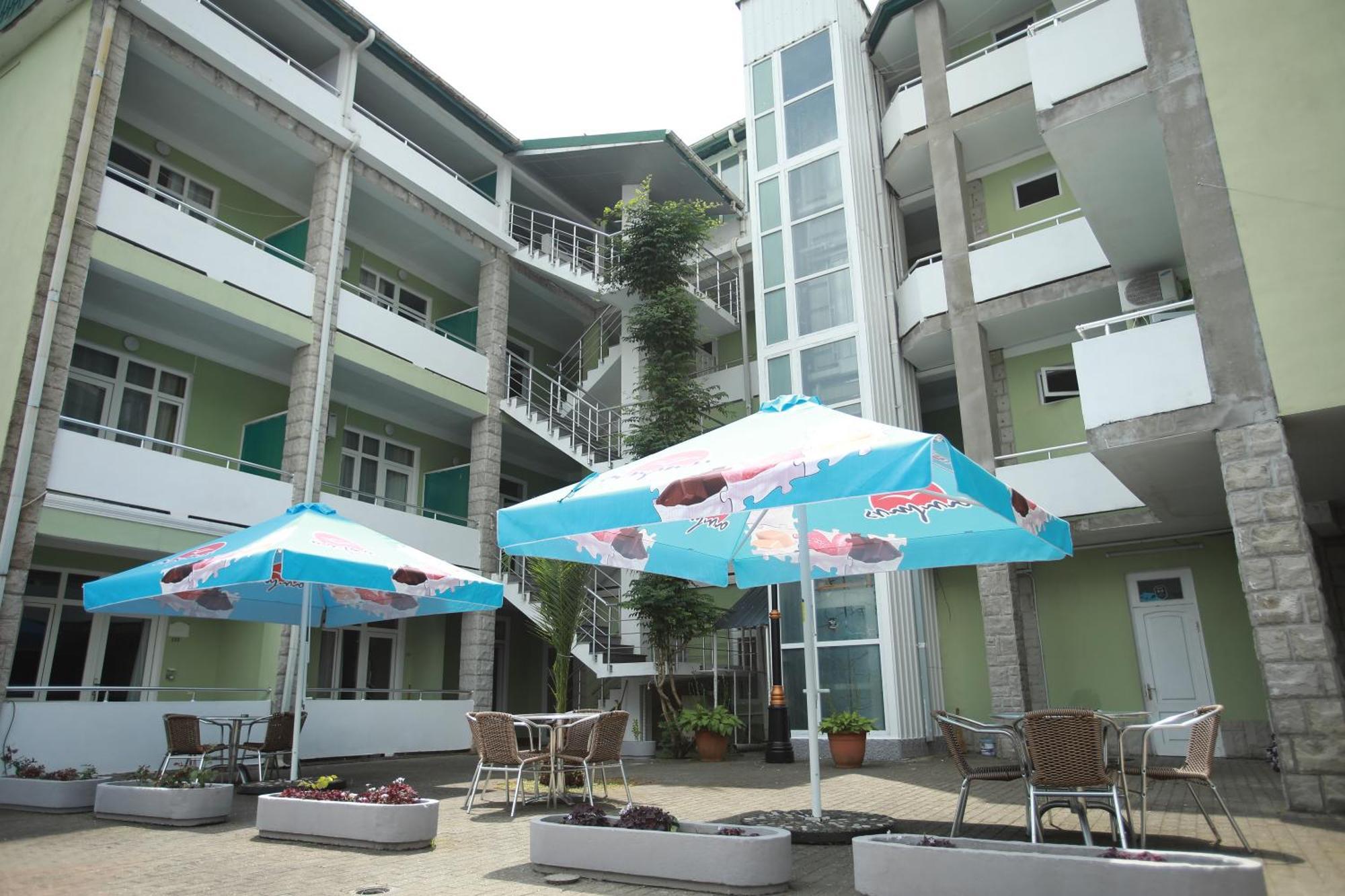 Green House Hotel Kobuleti ภายนอก รูปภาพ