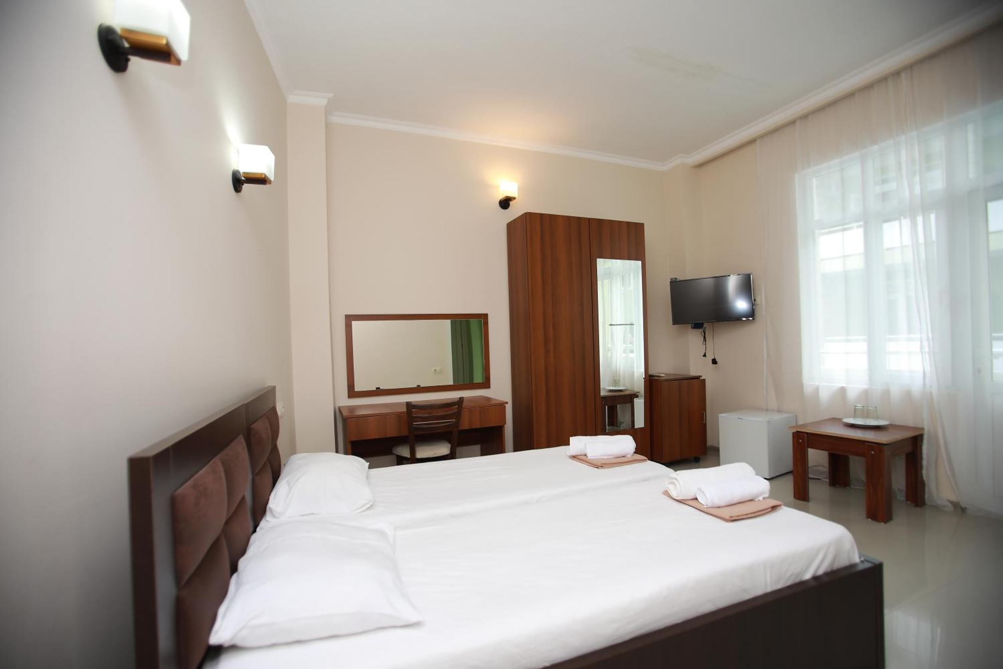 Green House Hotel Kobuleti ภายนอก รูปภาพ