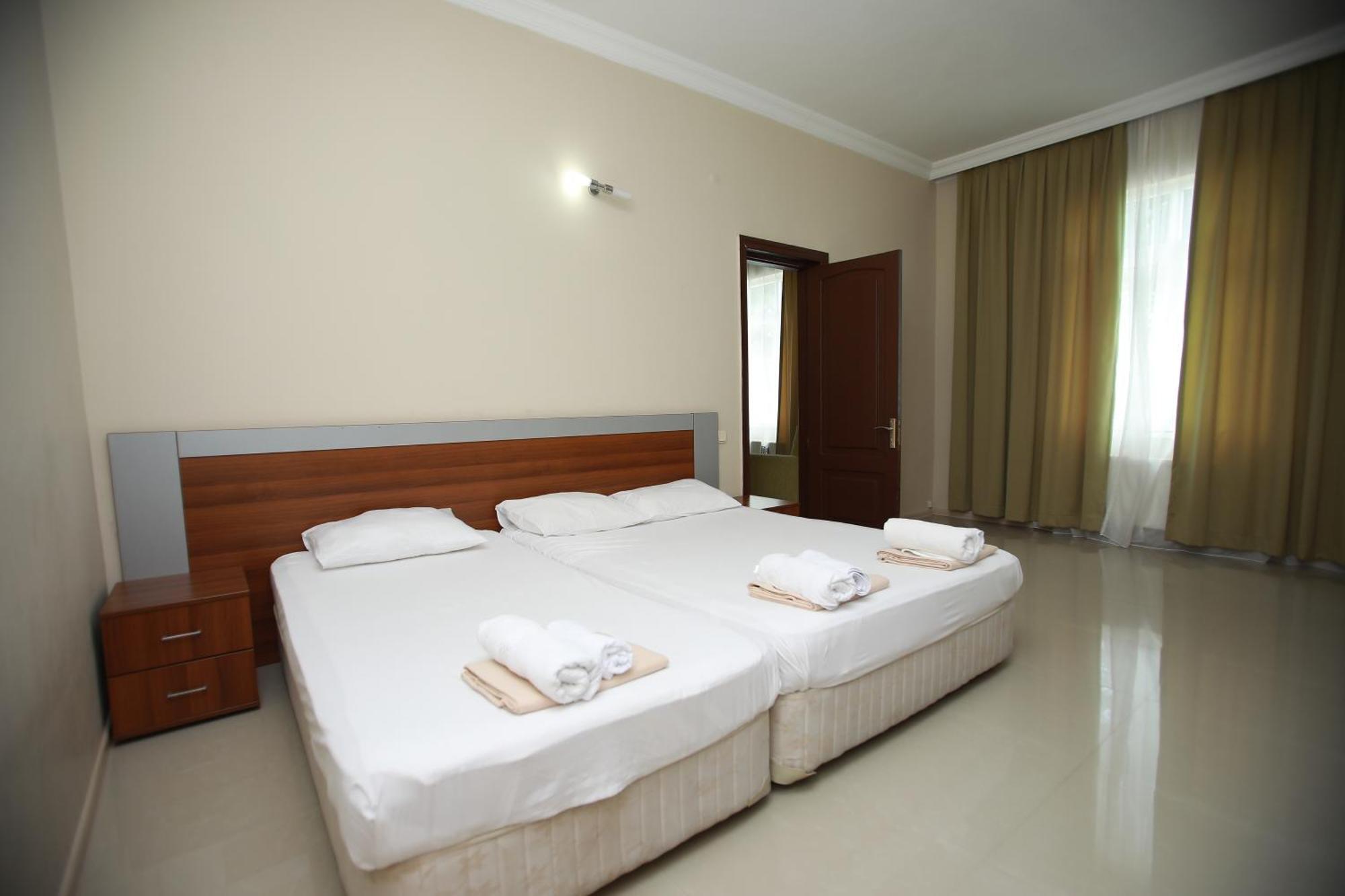 Green House Hotel Kobuleti ภายนอก รูปภาพ
